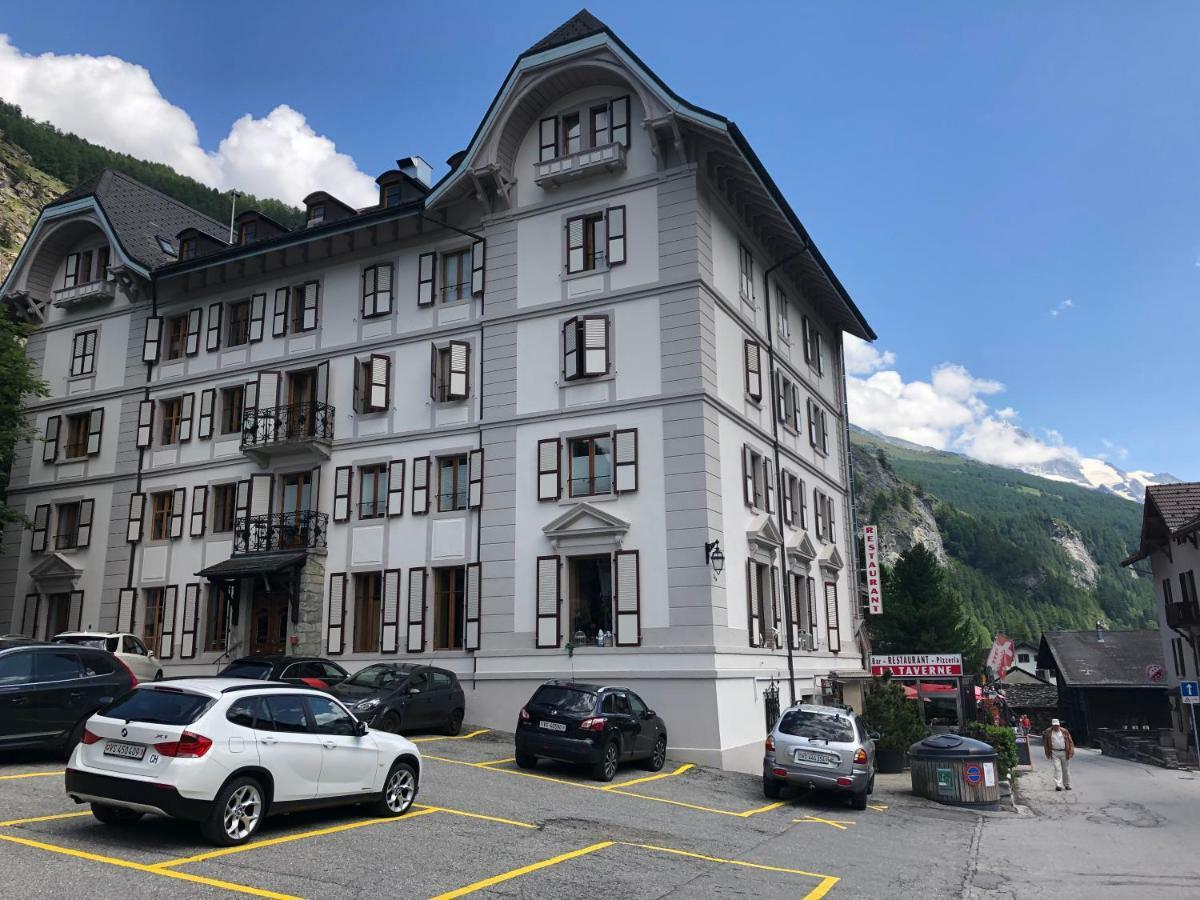 Au Village D'Evolene, Tres Joli Studio Calme Et Ensoleille Evolène Exterior foto